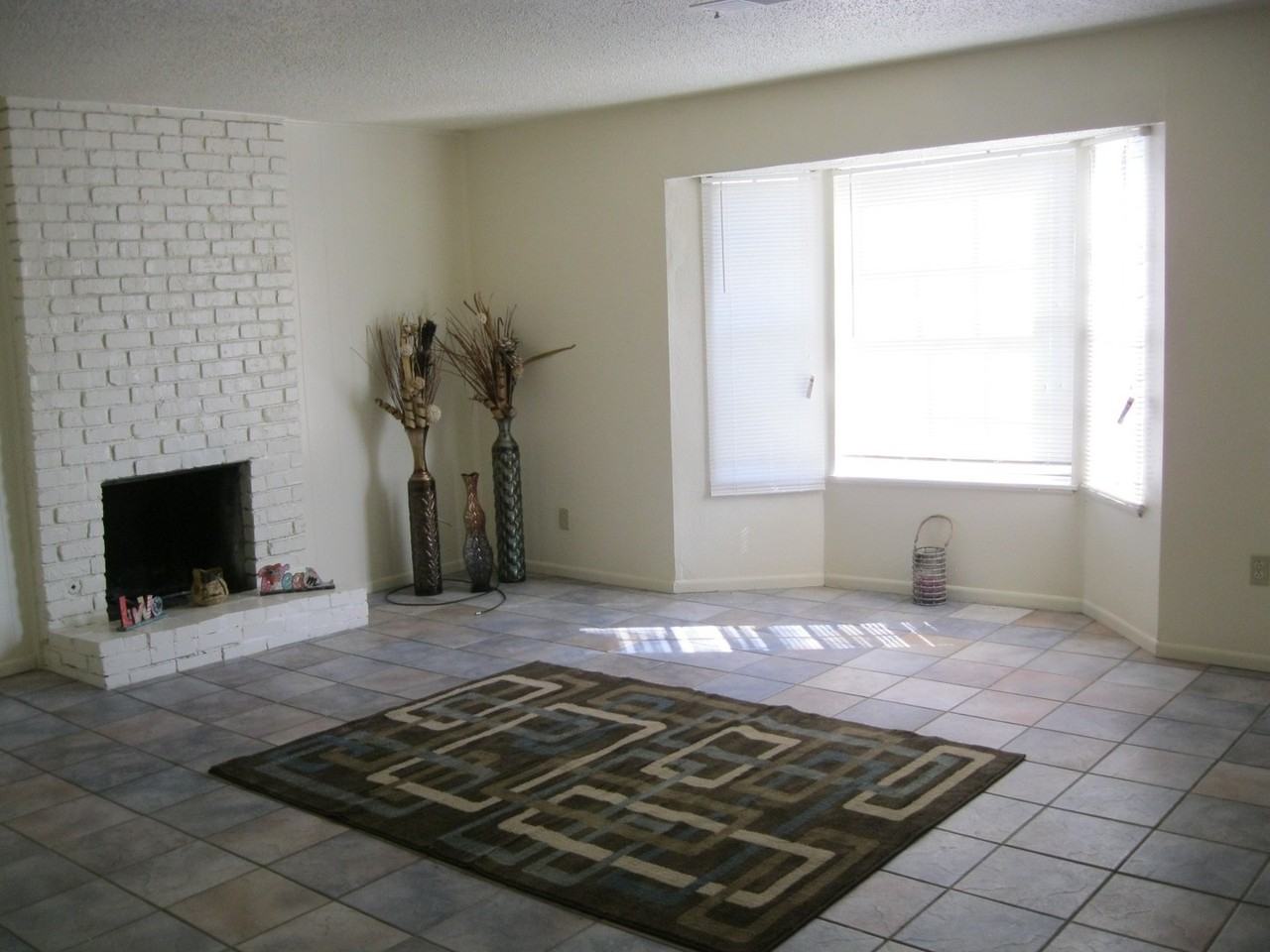 Greenbriar Terrace - Photo 4 of 23