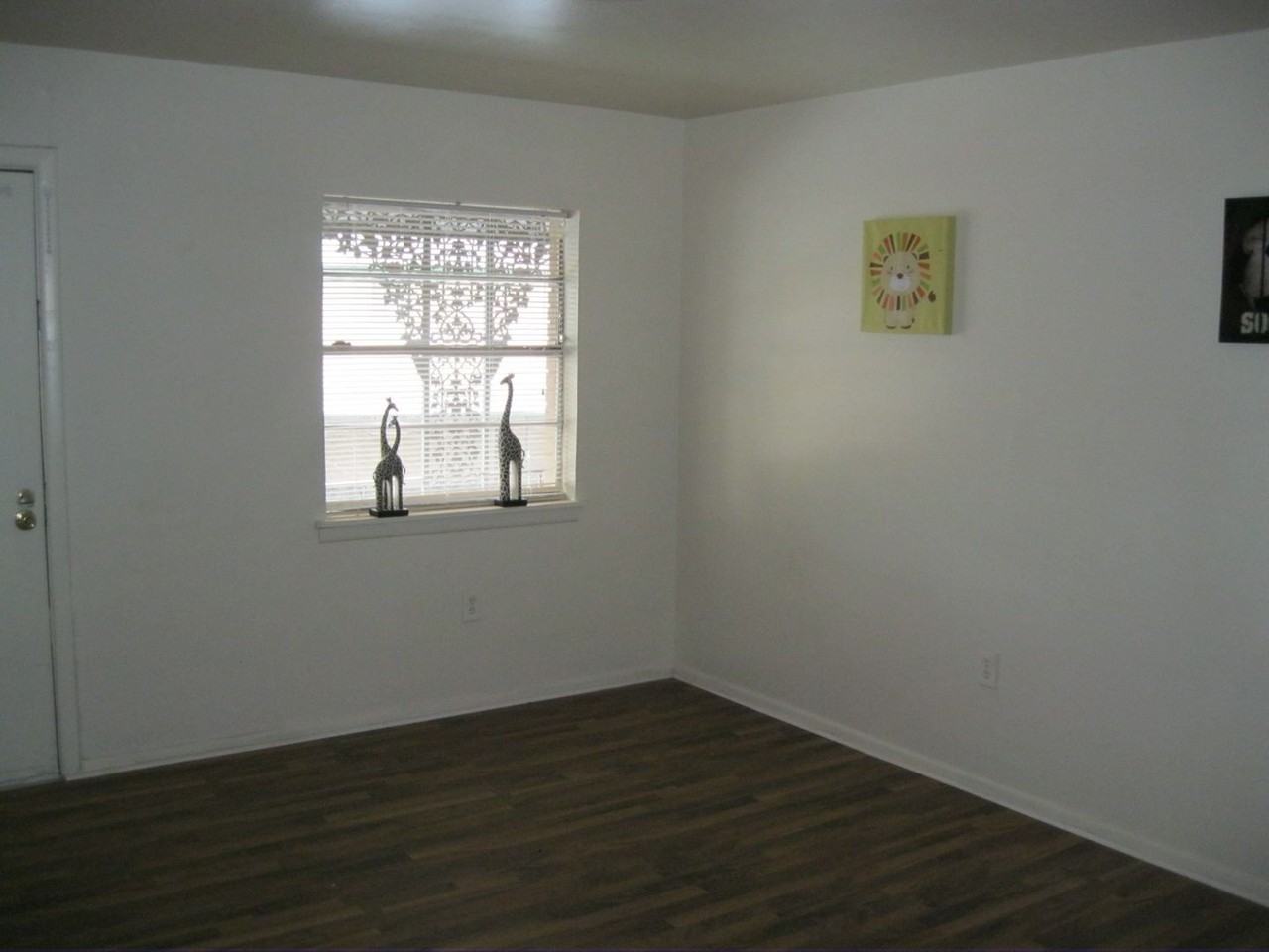 Greenbriar Terrace - Photo 5 of 43