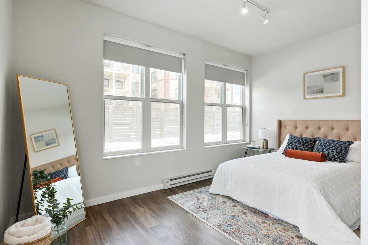 Motiv Apartments - Photo 4 of 32