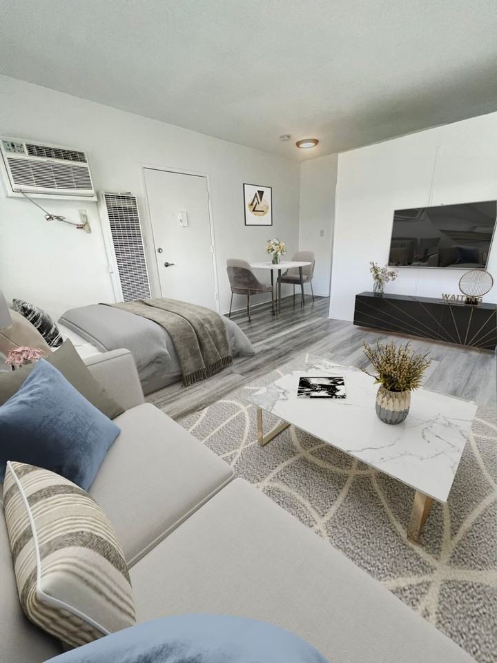 The Nicole Apartments - Photo 3 of 34