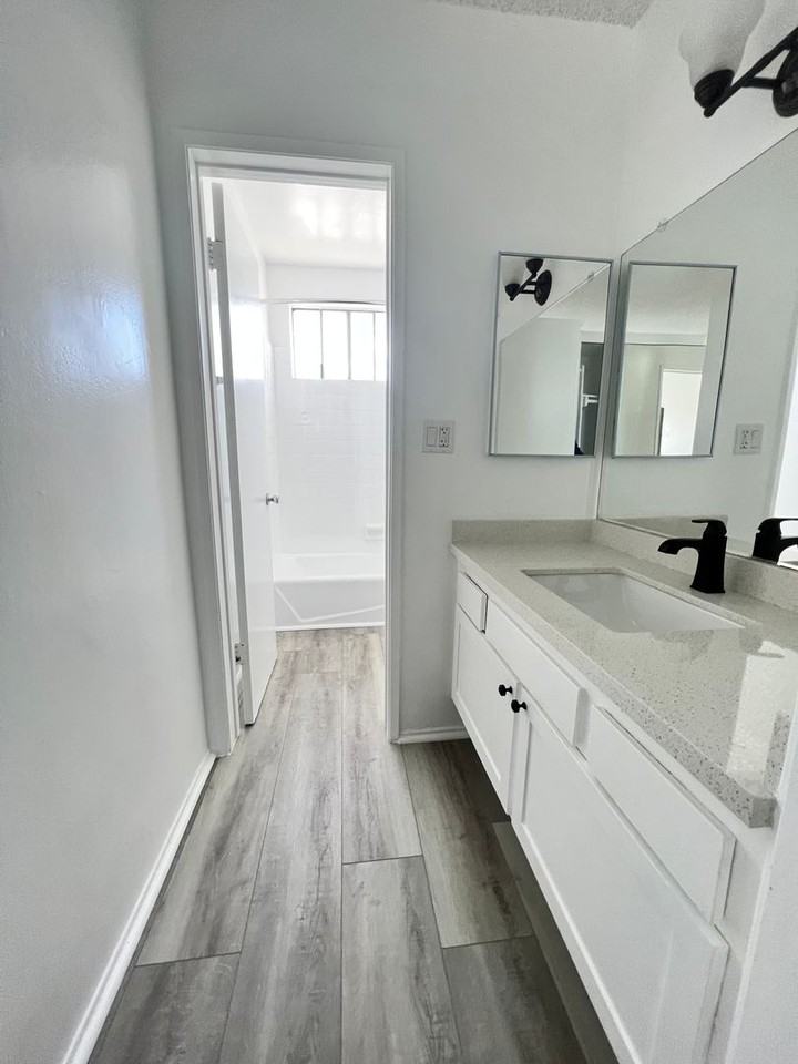 The Nicole Apartments - Photo 7 of 34