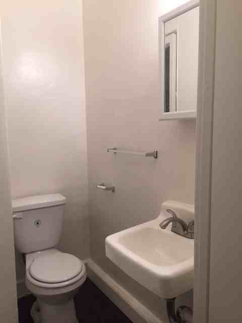 The Pilon at LA Live LLC - Photo 5 of 5