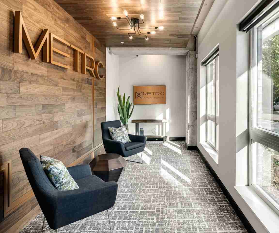 METRIC Apartments - Photo 5 of 33