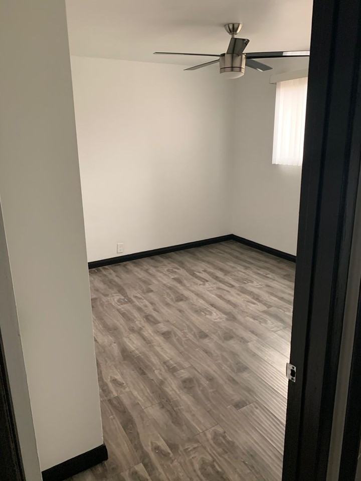 Manhattan Manor LLC - Photo 7 of 16