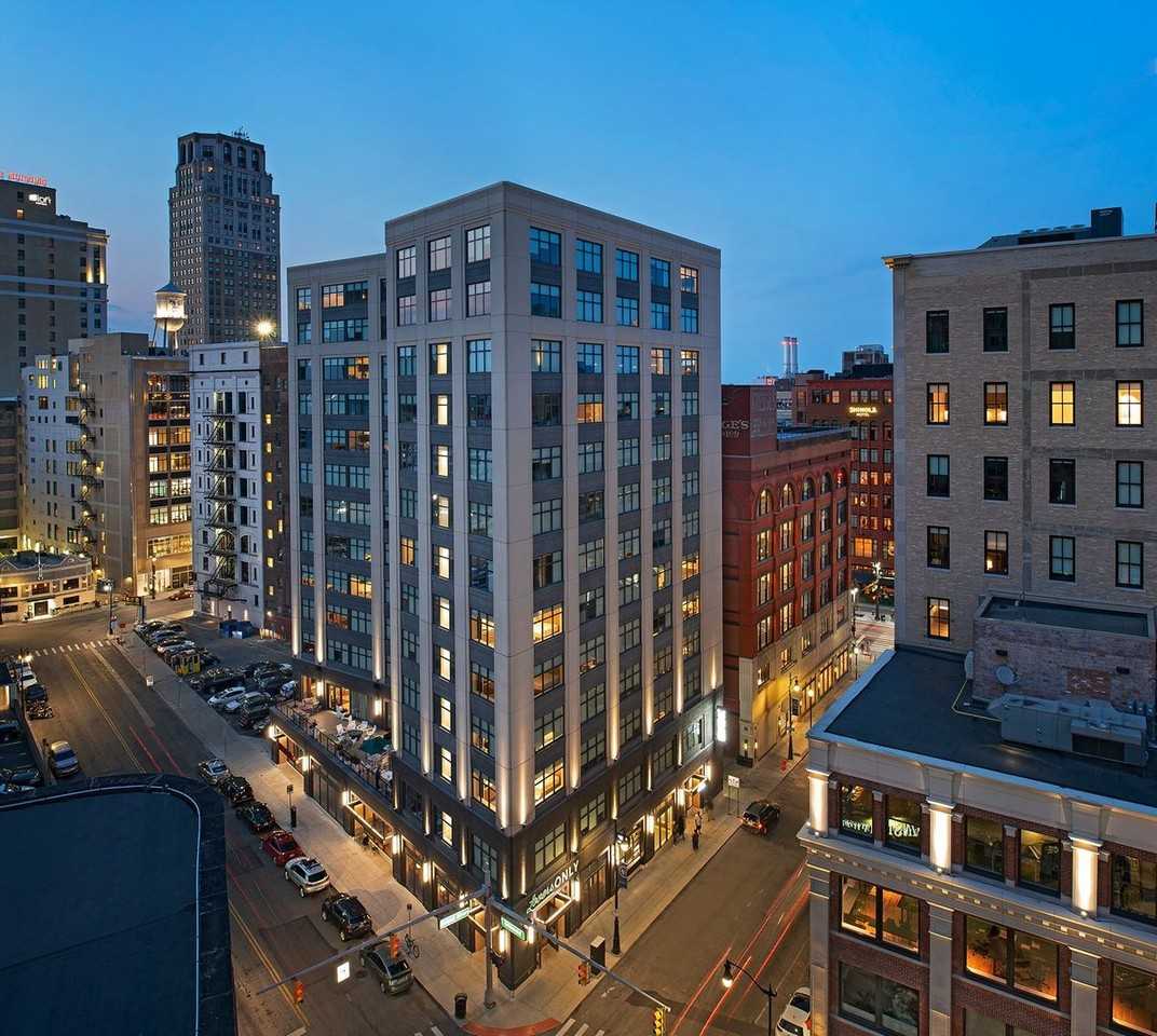 The Farwell - Photo 5 of 50