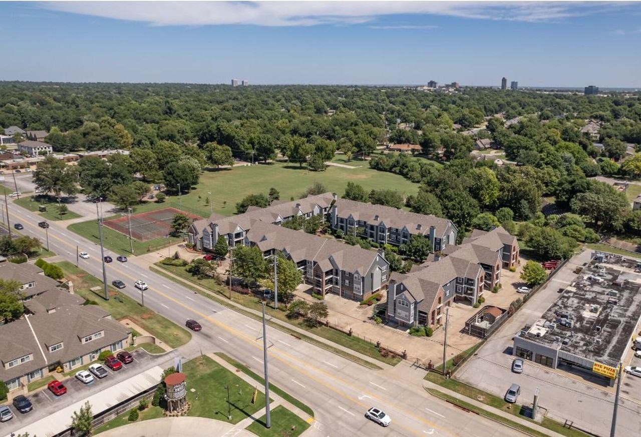 The Chesterfield - Photo 6 of 50