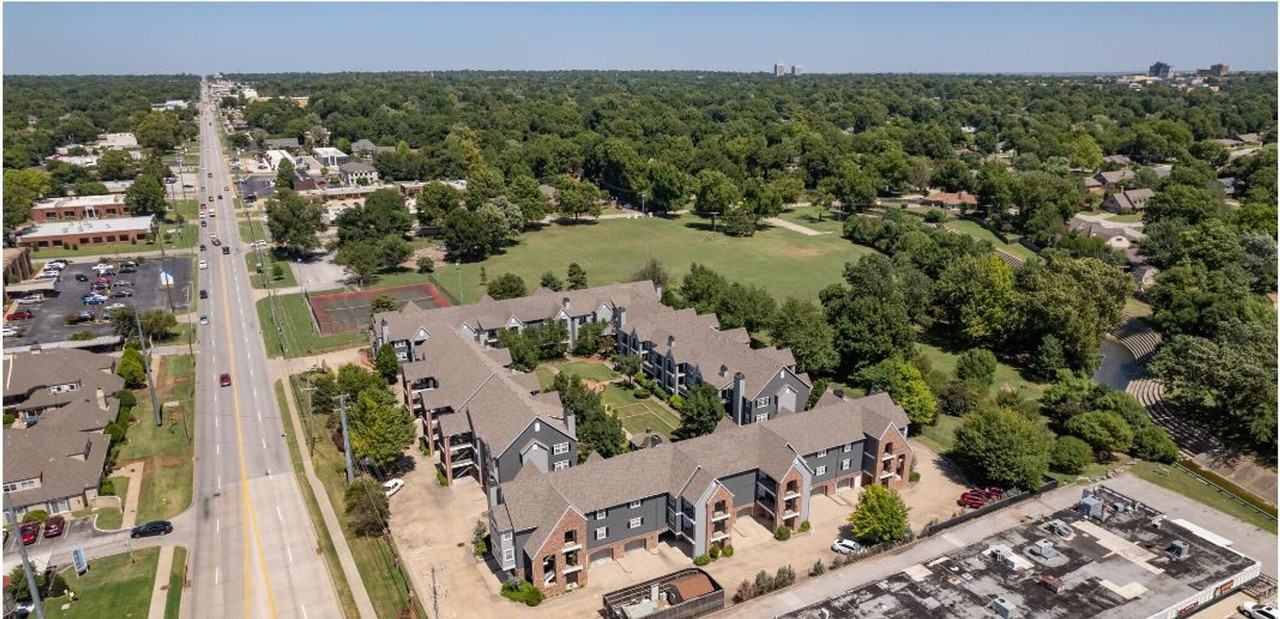 The Chesterfield - Photo 7 of 50