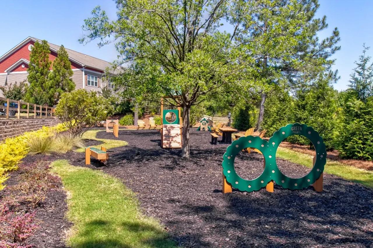 Anthos Coldwater - Photo 7 of 50