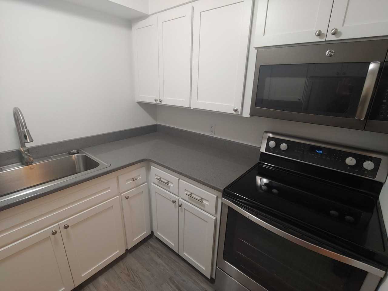 Glenwood Arms - Photo 7 of 10