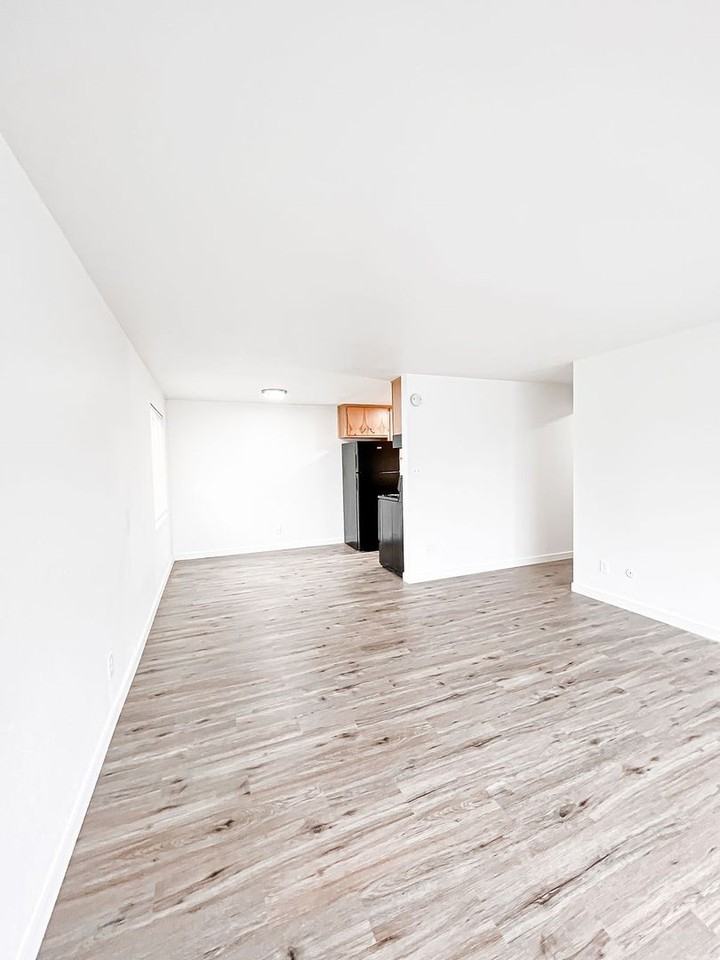 Bitterroot Apartments - Photo 6 of 19