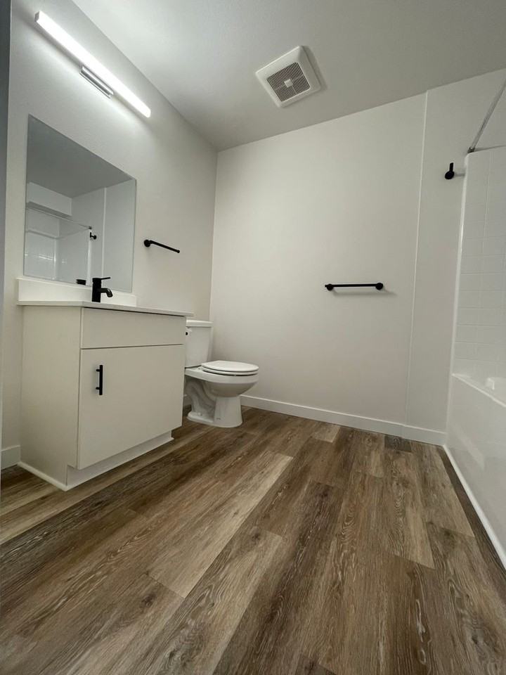 Bode Westwood - Photo 3 of 50