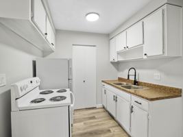 featured image of 1469 Alphada Ave