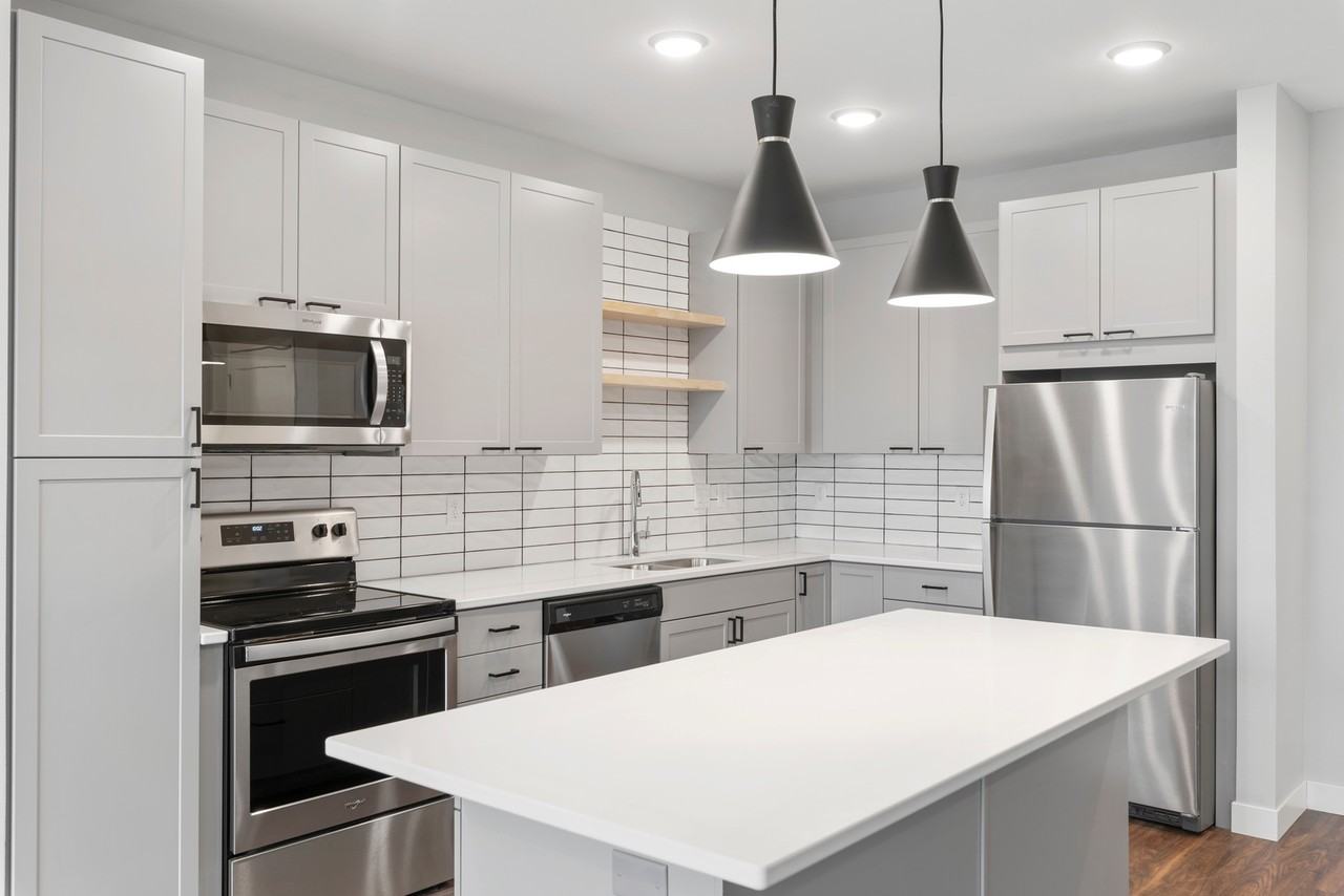 Uptown & Main - Photo 4 of 50