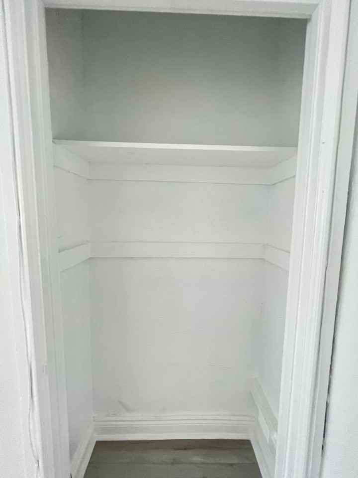 160 S. Gramercy Pl. - Photo 4 of 40