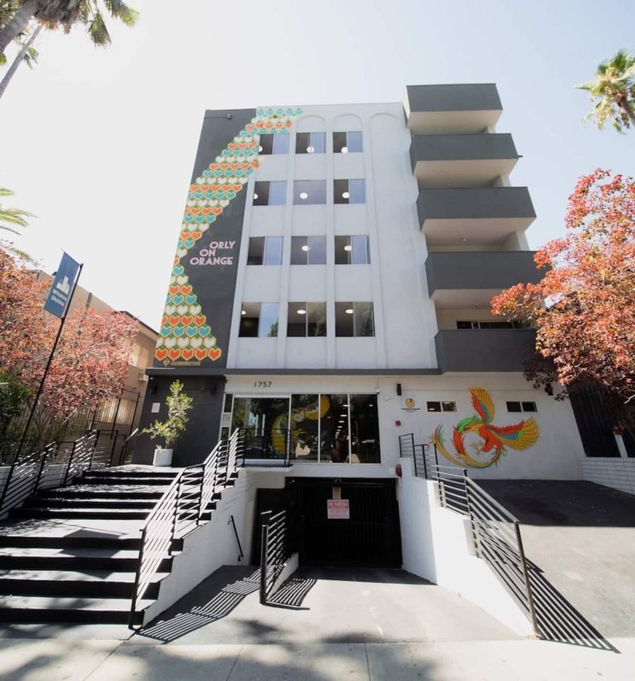 The Orly on Orange - Photo 4 of 50