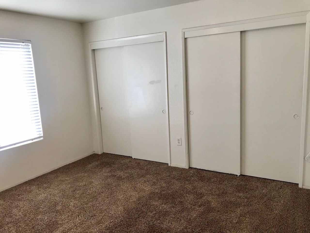 Kentucky Villa Apartments - Photo 7 of 11