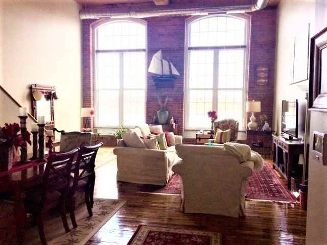 Victoria Riverside Lofts - Photo 6 of 50