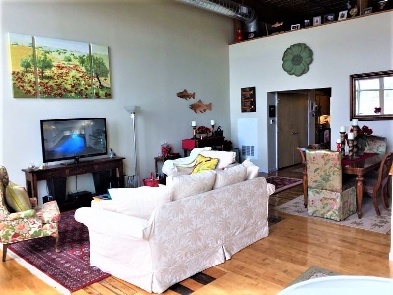 Victoria Riverside Lofts - Photo 7 of 50