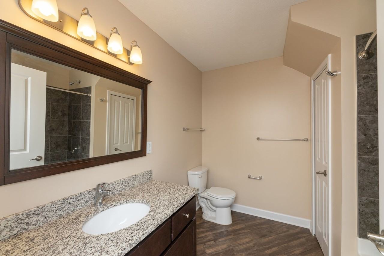 The Villas Of Madison - Photo 6 of 8