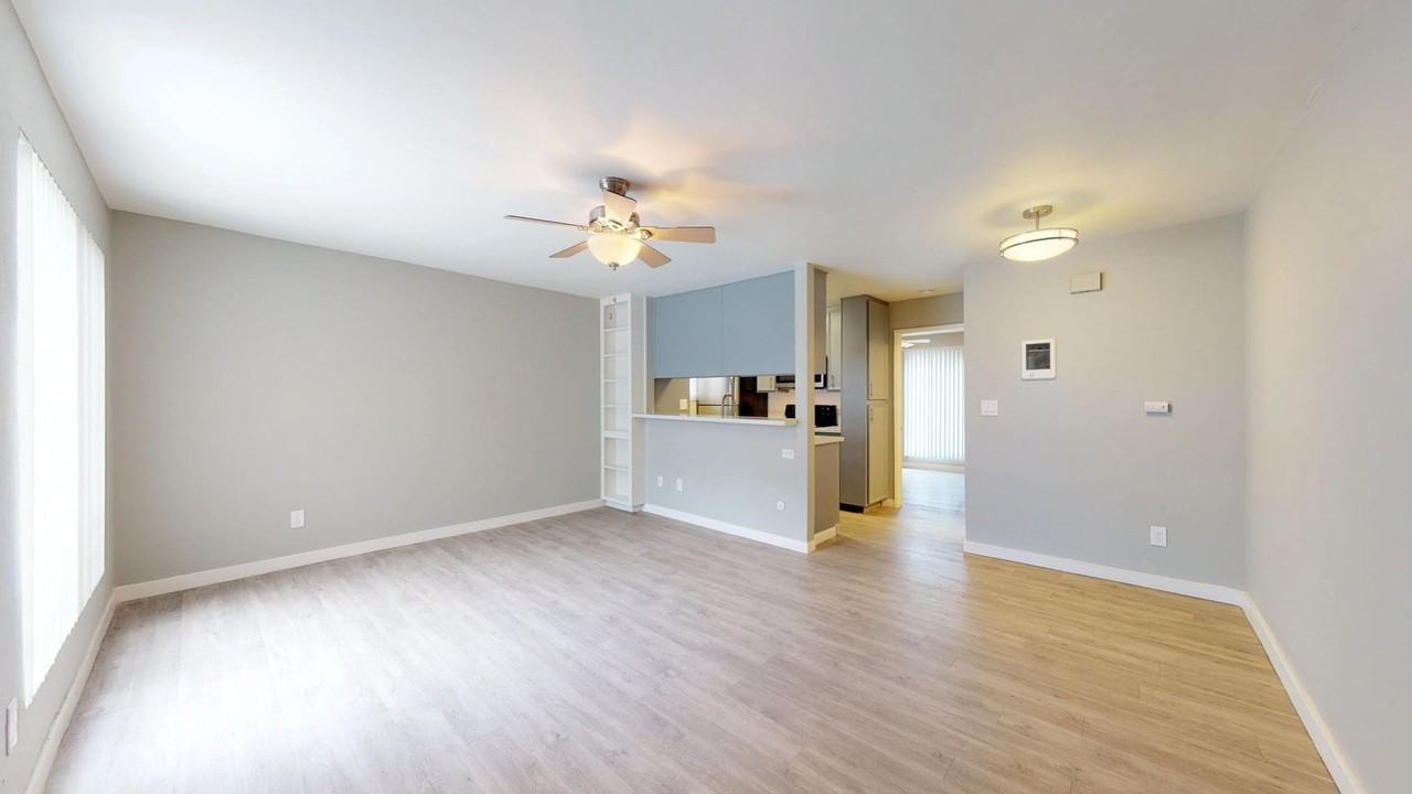 The Belmont - Photo 7 of 26