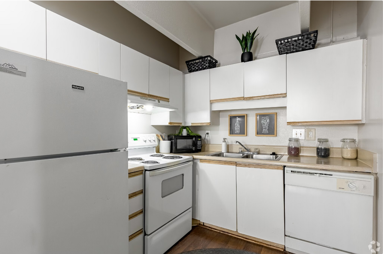 Dwell at the View - Photo 3 of 49