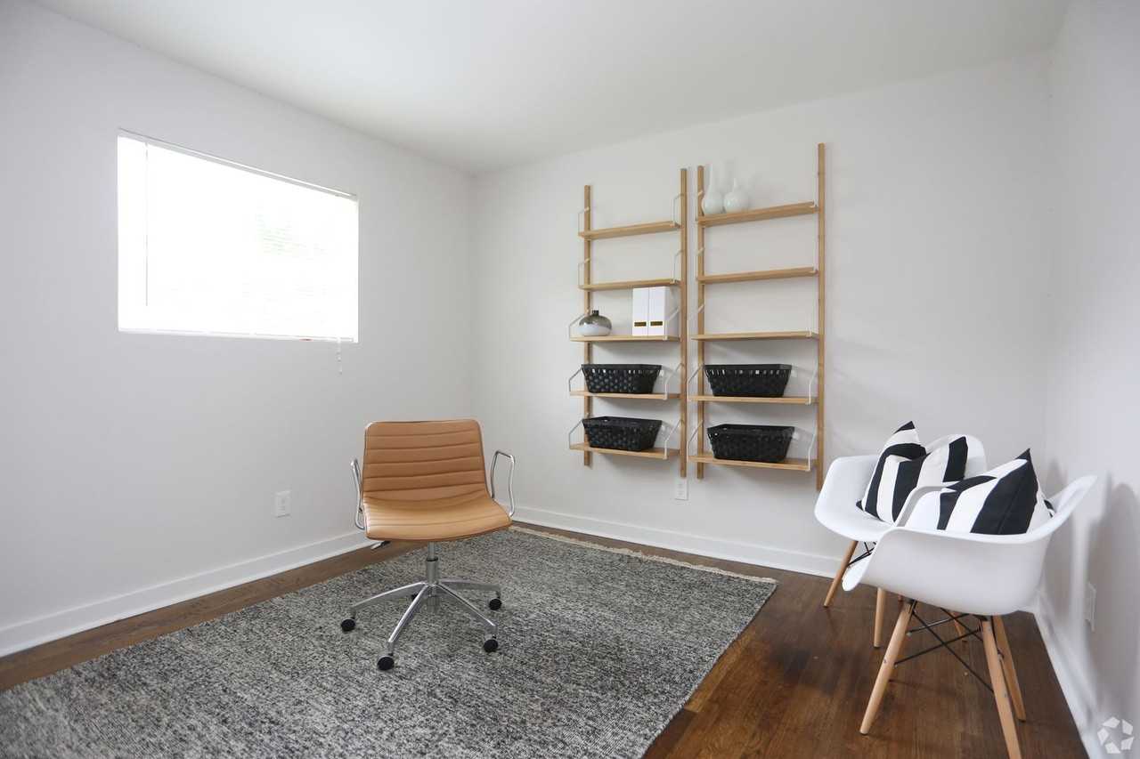 Dwell at Hollywood - Photo 5 of 18