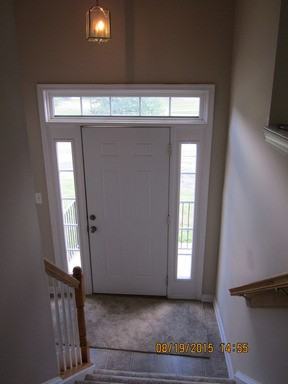 207 Kyle Ct - Photo 3 of 14