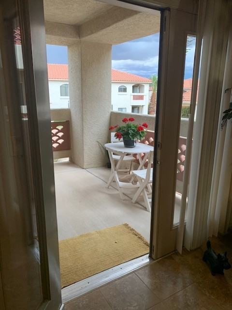 251 N Roadrunner Pkwy - Photo 7 of 33