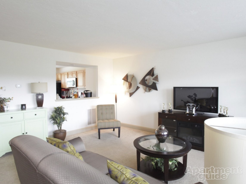 SP1 - Sunpointe Gardens, LLC - Photo 6 of 37