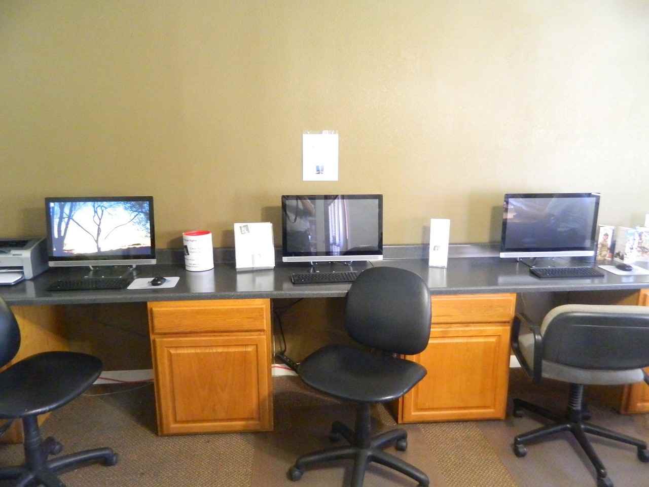 Shadowtree Apartment Homes - Photo 3 of 42