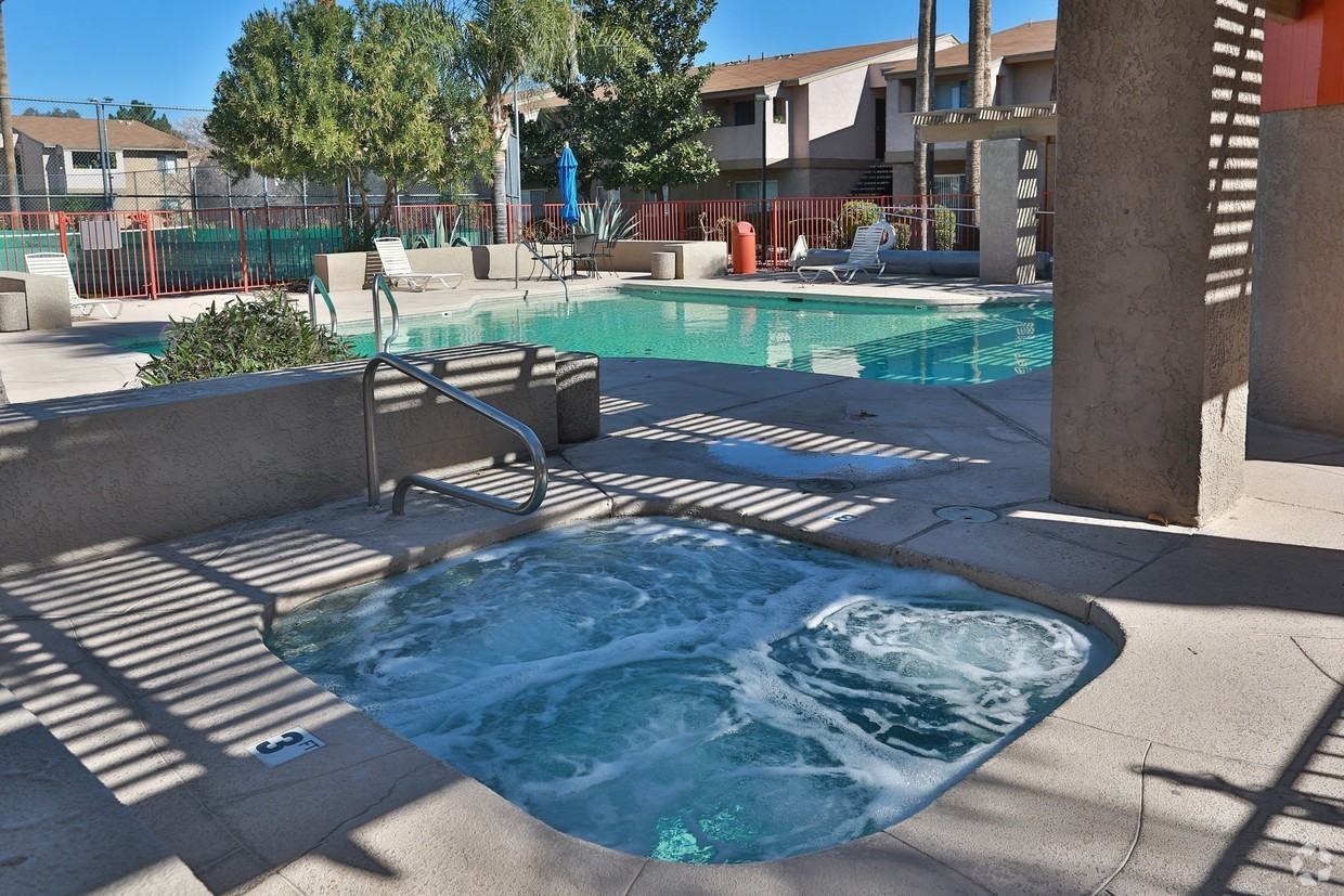 Shadowtree Apartment Homes - Photo 5 of 50