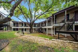 featured image of 1720 Woodward St