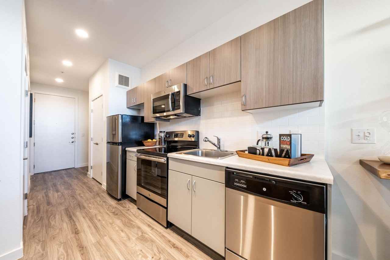 Mariposa Flats - Photo 2 of 50