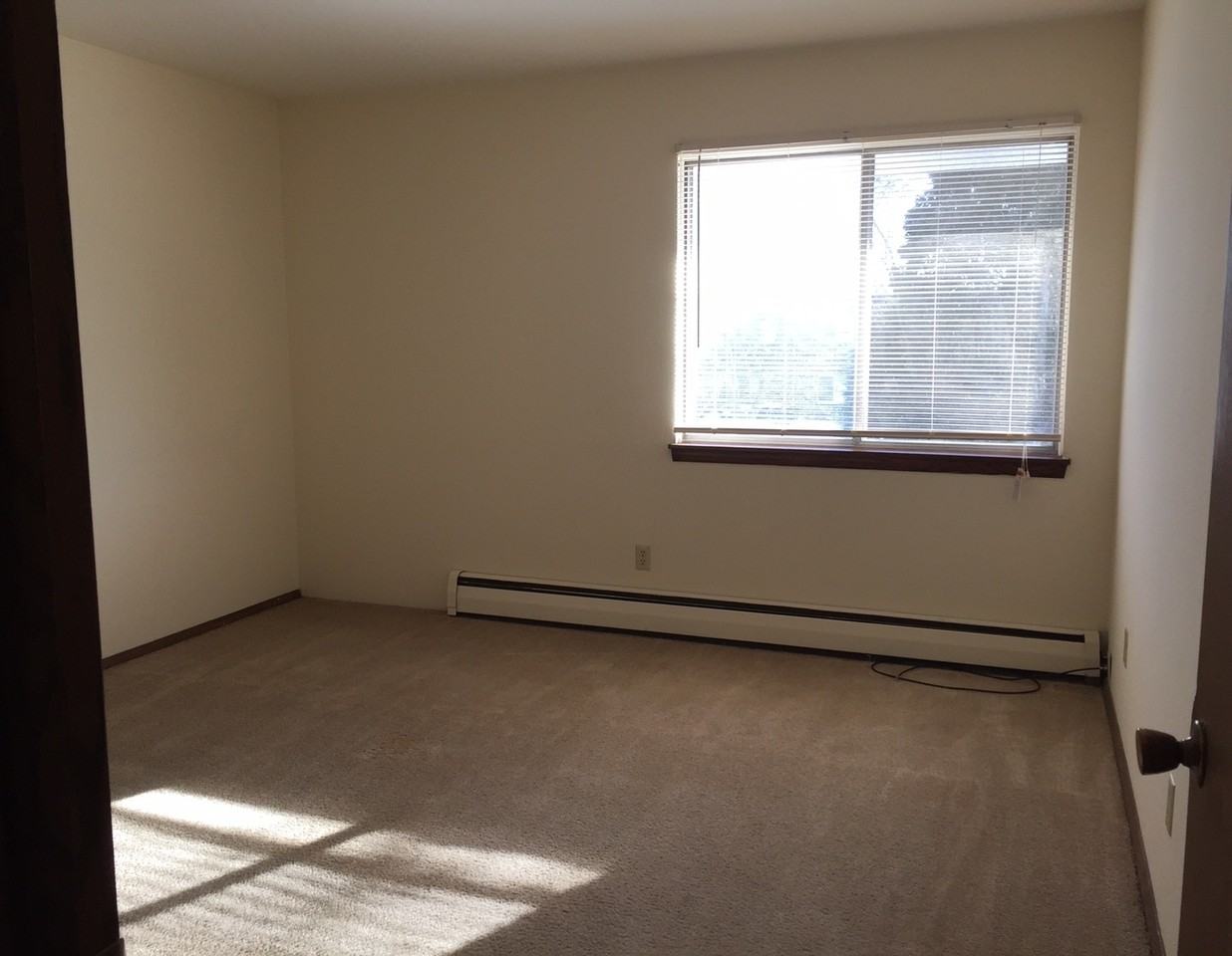 Barrington - Photo 3 of 10