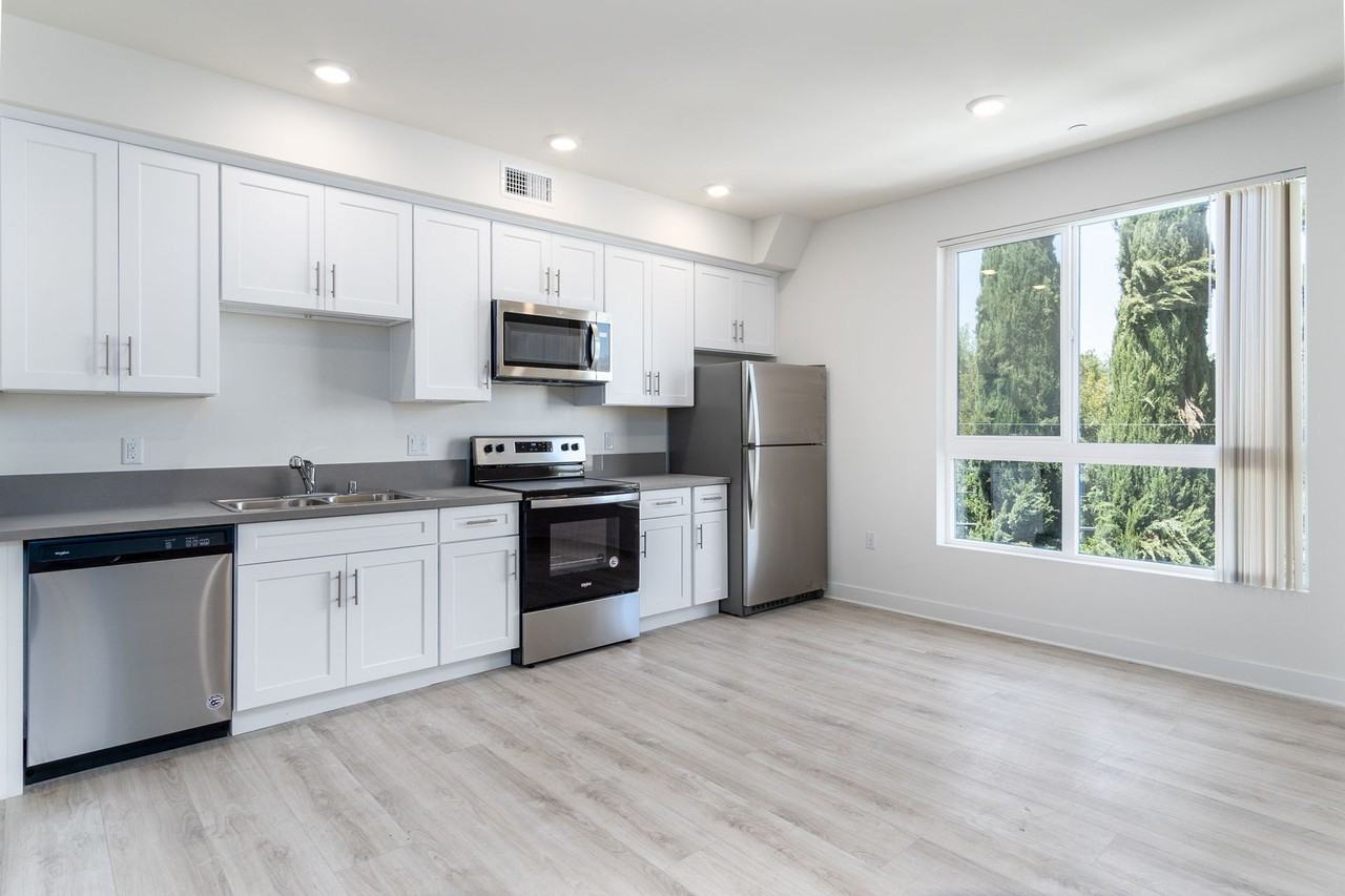 Soul NoHo - Photo 3 of 43