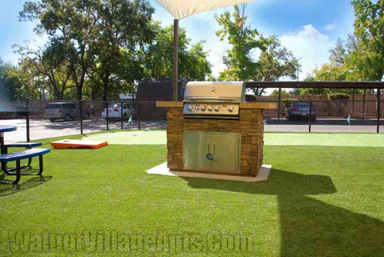 Walnut Village - Photo 4 of 23