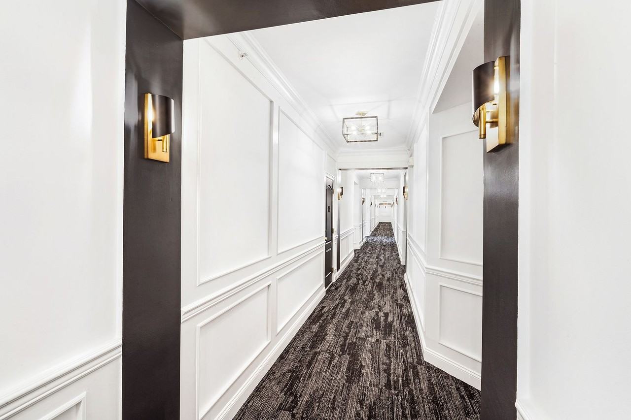 BELLCLAIRE, LLC - Photo 6 of 9