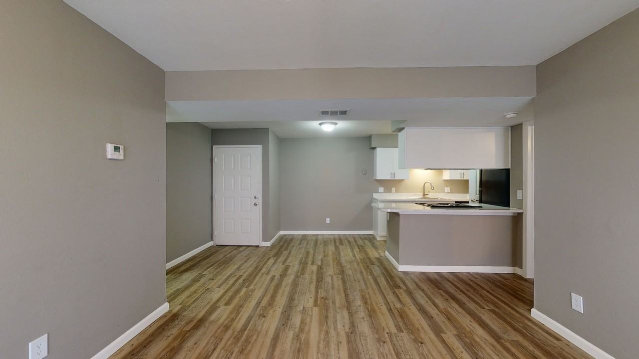 Pinnacle Estates Apartments - Photo 7 of 14