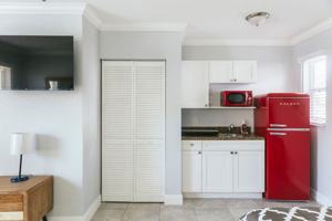 featured image of 2001 Dixie Highway