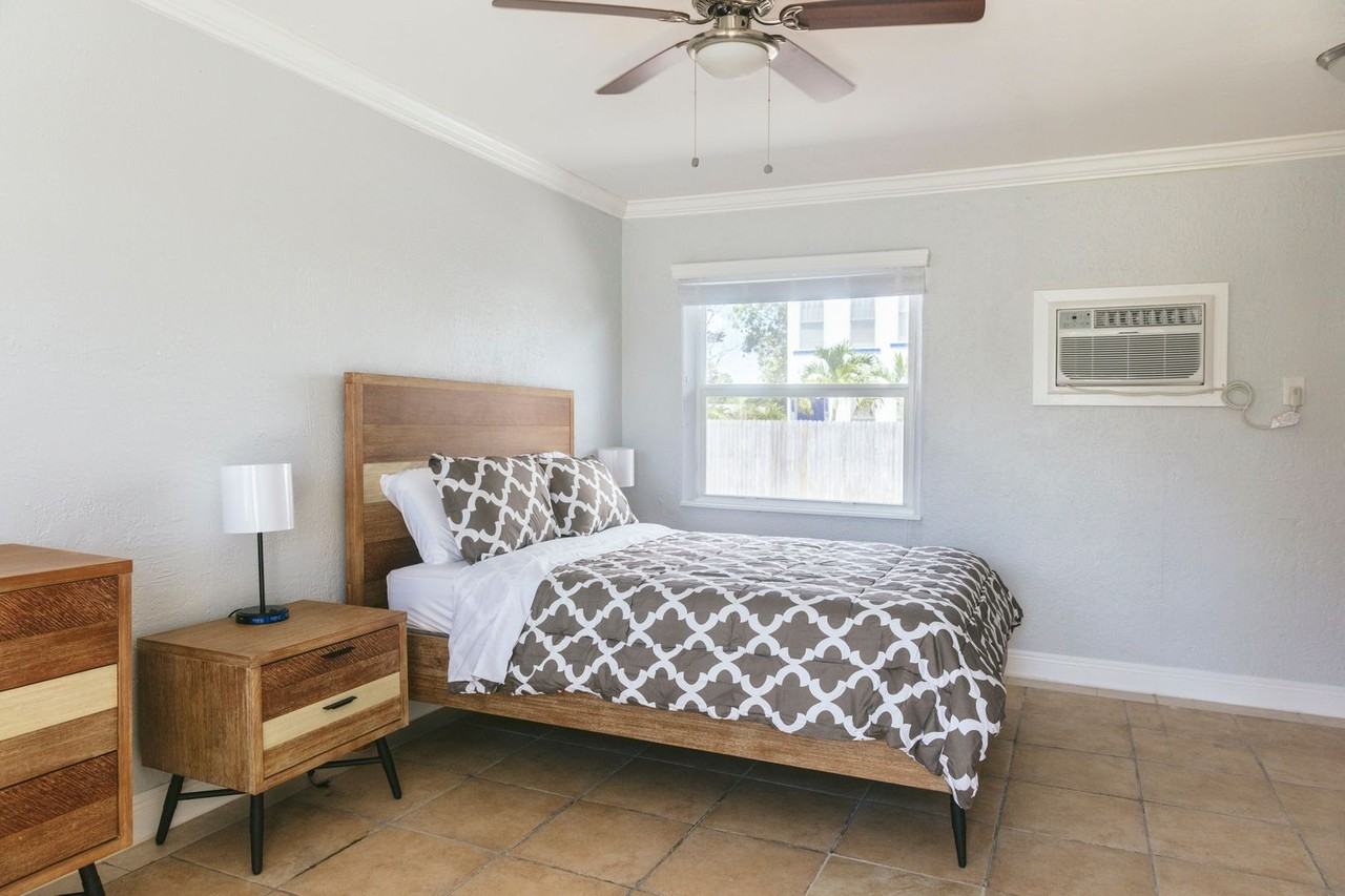 The Palm Beach Flamingo - Photo 4 of 12