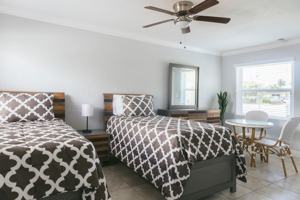 featured image of 2001 N Dixie Hwy