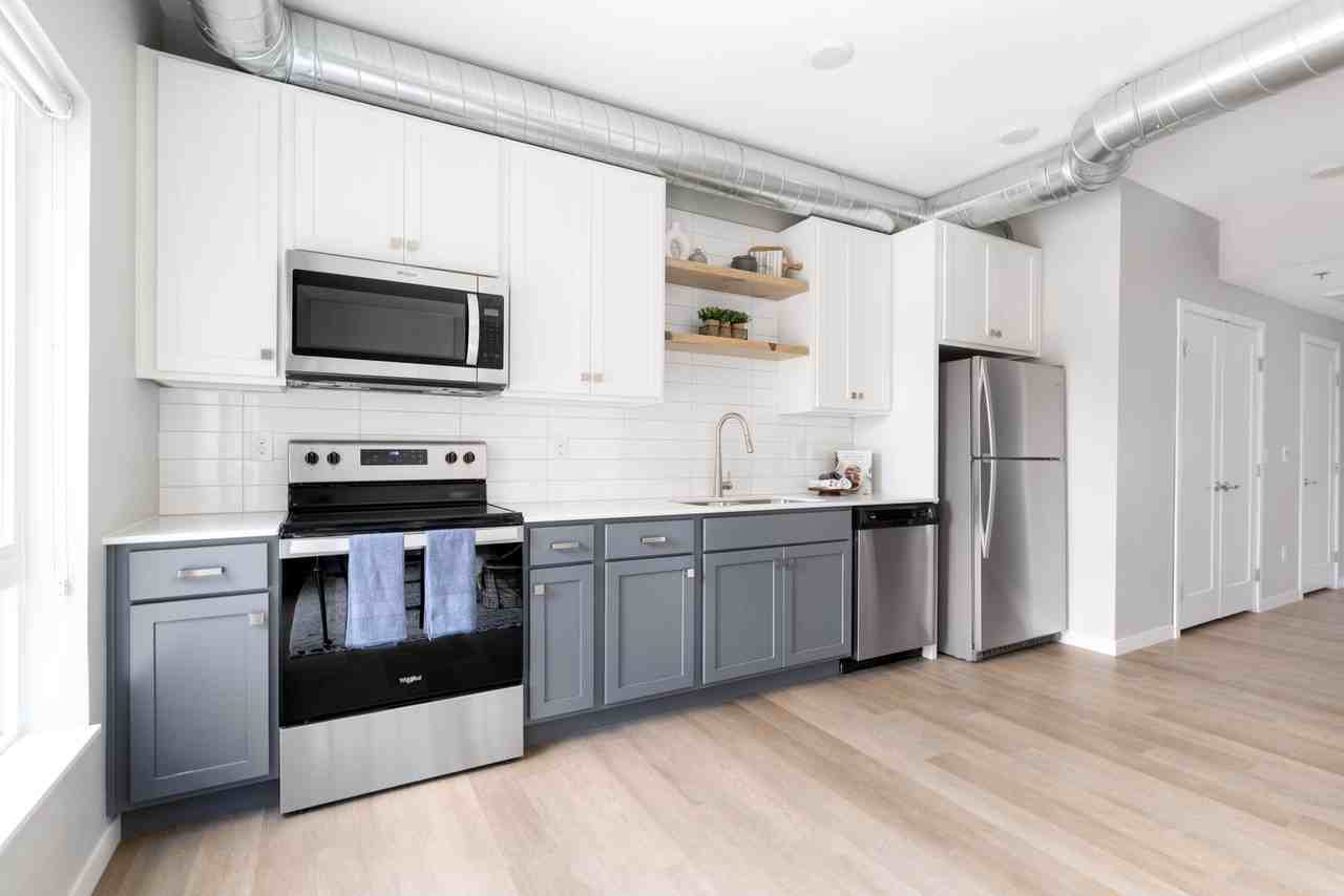 Wild Oak - Photo 7 of 50