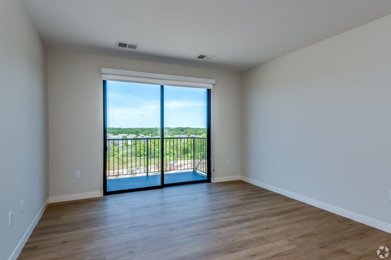 North End - Photo 3 of 25