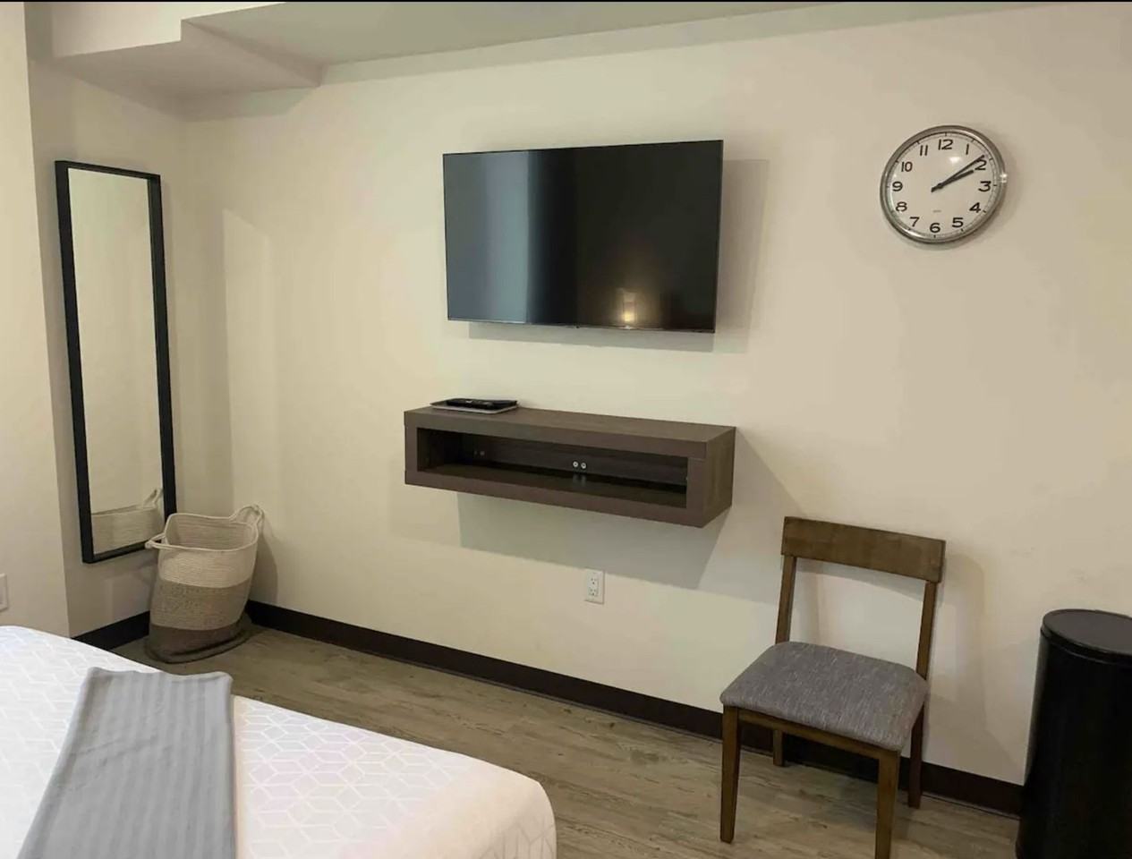 STARLING PLACE APARTMENTS: BRAND NEW STUDIOS & 1 BEDROOMS - Photo 4 of 50