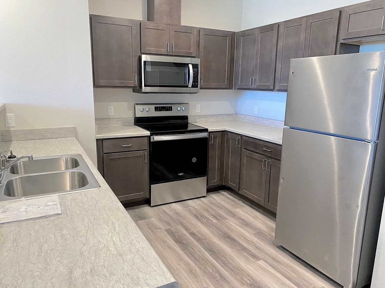 Carnahan West - Photo 5 of 50