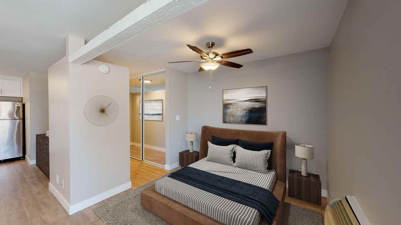 Fleetwood - Photo 6 of 42