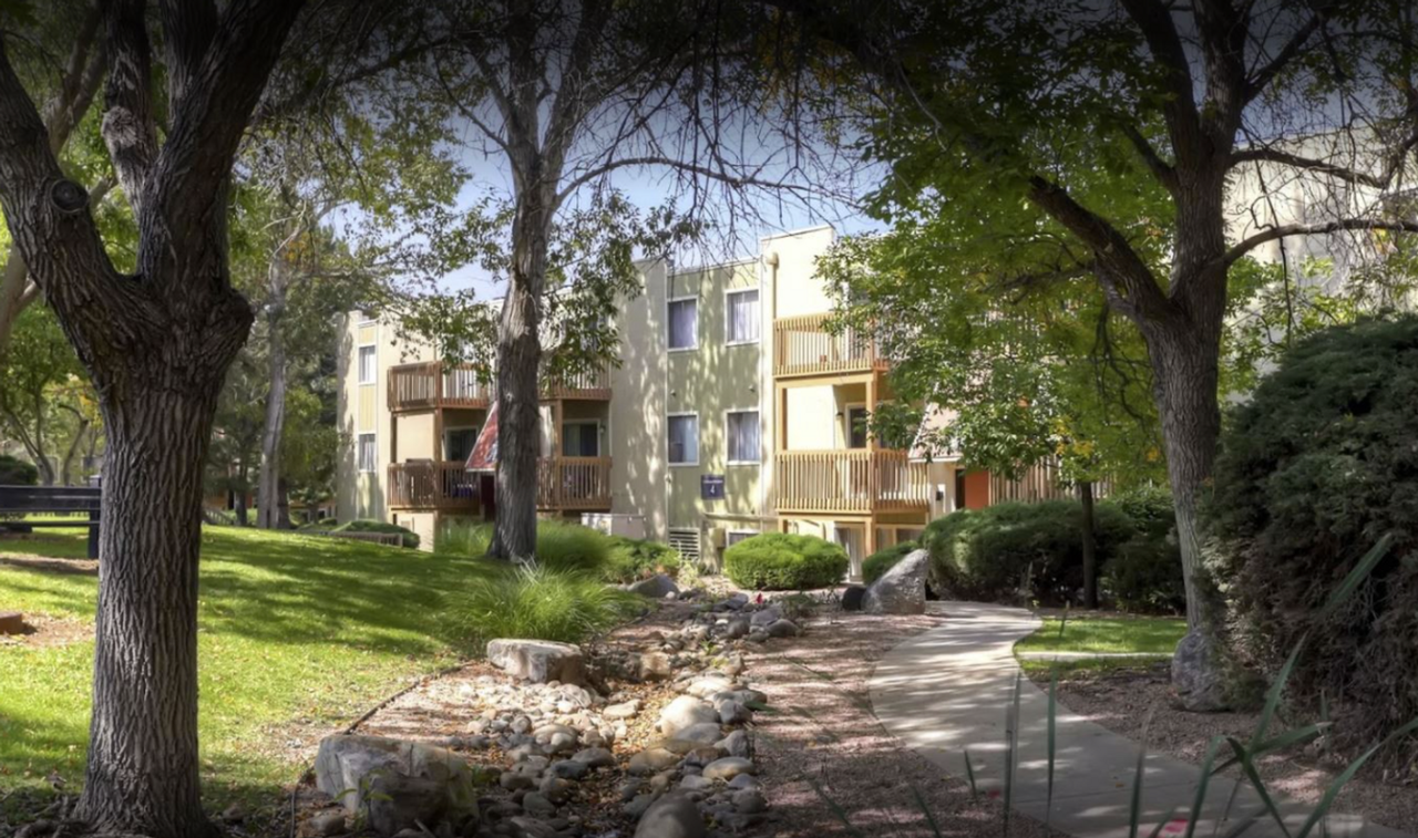 Highland Way Apartments - Photo 4 of 26