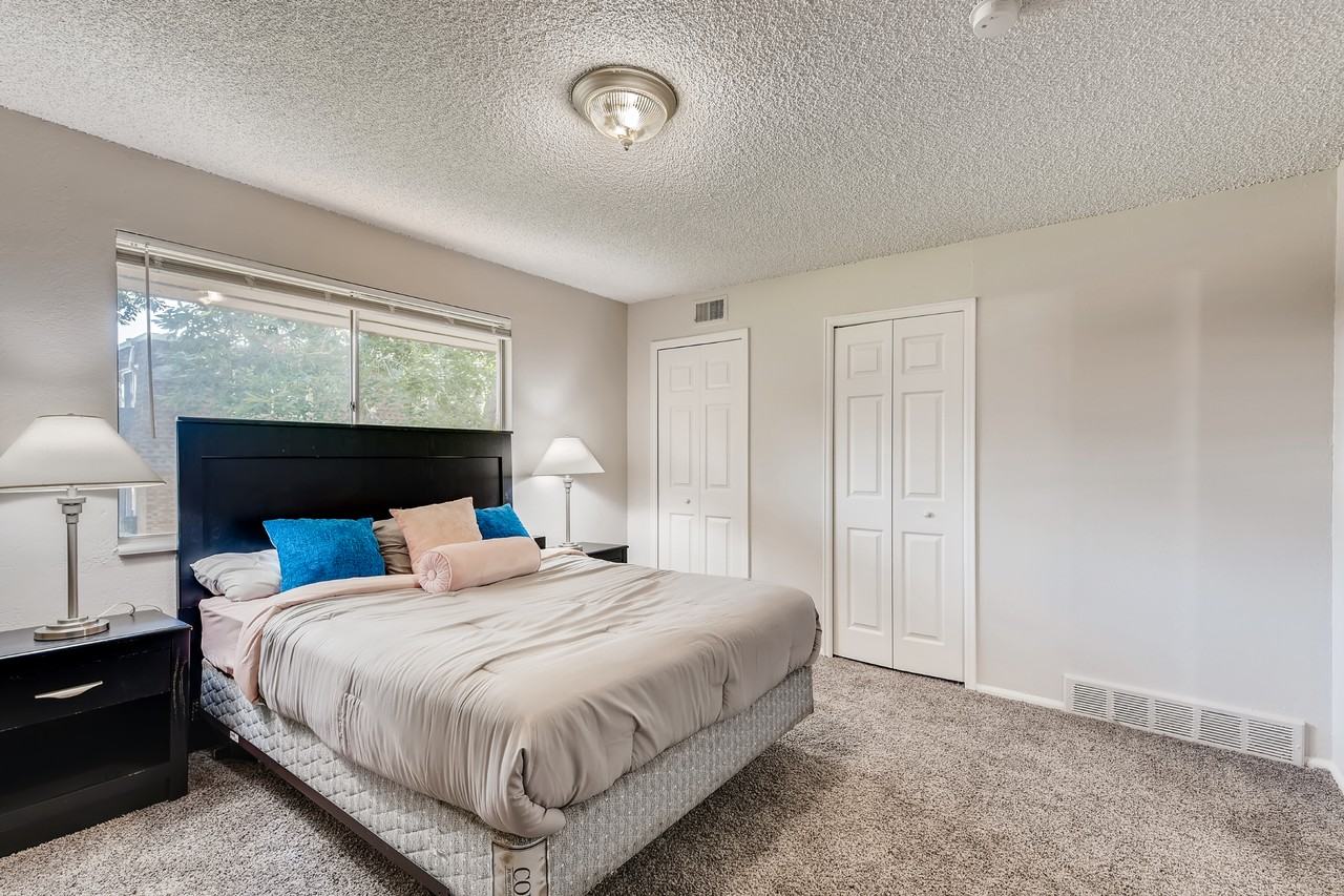 Boulder Crossroads - Photo 3 of 50