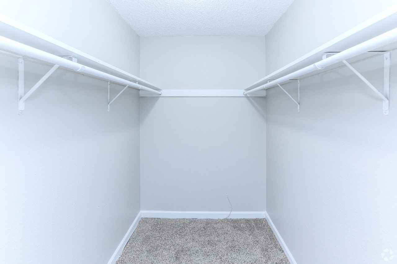 Florencia Villa - Photo 5 of 9