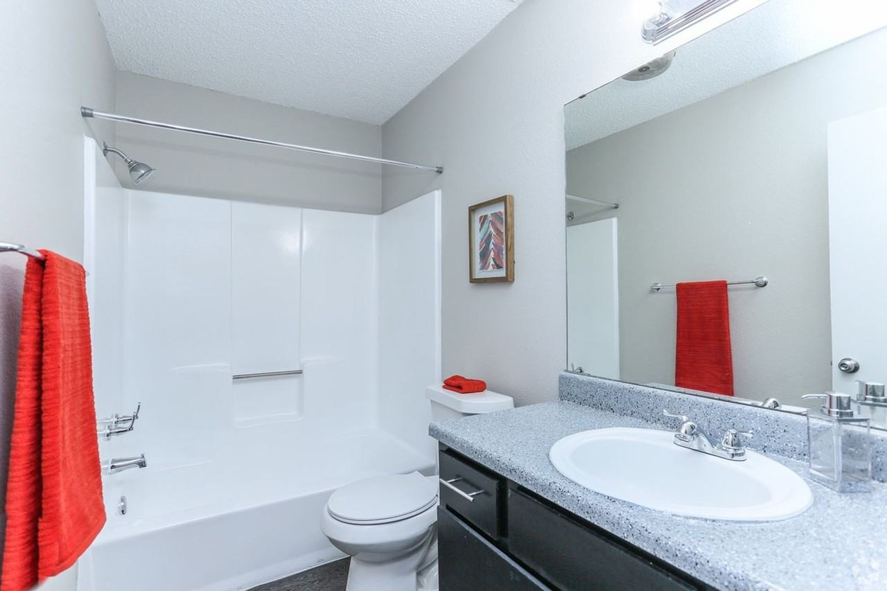 Florencia Villa - Photo 6 of 9